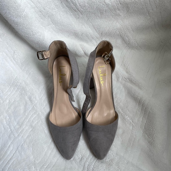 Lulus. Ella Rose Suede Block Heel. 6.5 - Picture 3 of 7